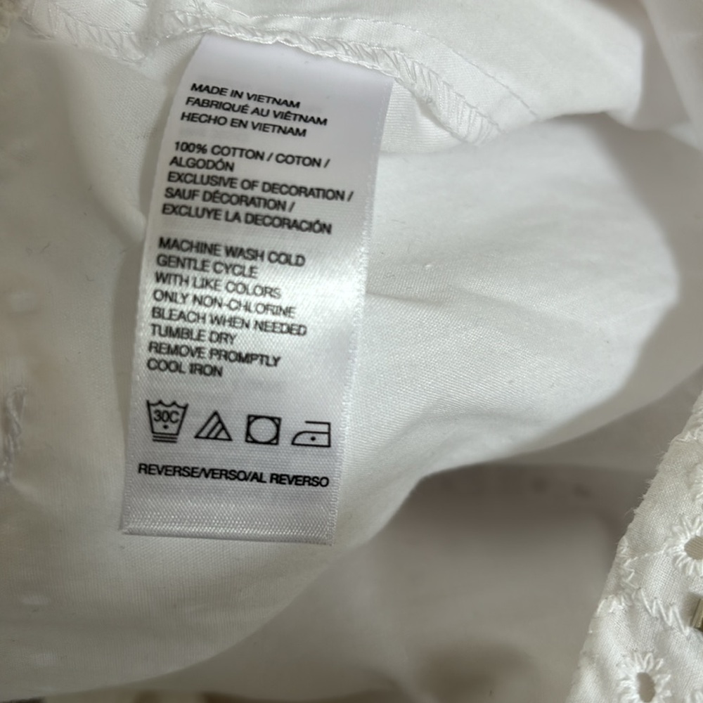 Izod white eyelet shorts size 10 - Picture 6 of 6